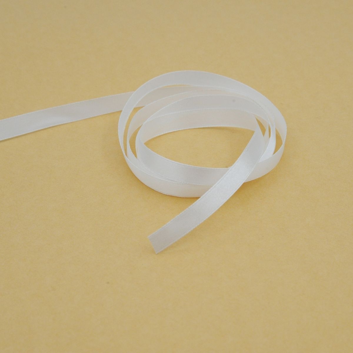 Oops - 手作/禮物包裝絲帶 | 米色 | 1cm x 200cm | Wrapping Ribbon | Beige | 1cm x 200cm