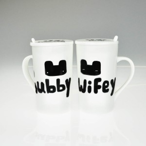 Together "Hubby & Wifey" Set / 2 Mug with Lid and Spoon (MG246522)